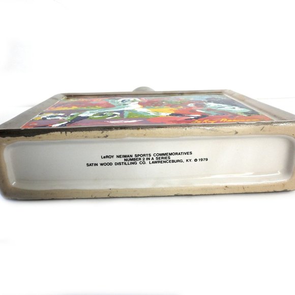 LeRoy Neiman Sports Commemorative Baseball Liquor Bottle Bar Decor 1979 - Picture 7 of 9